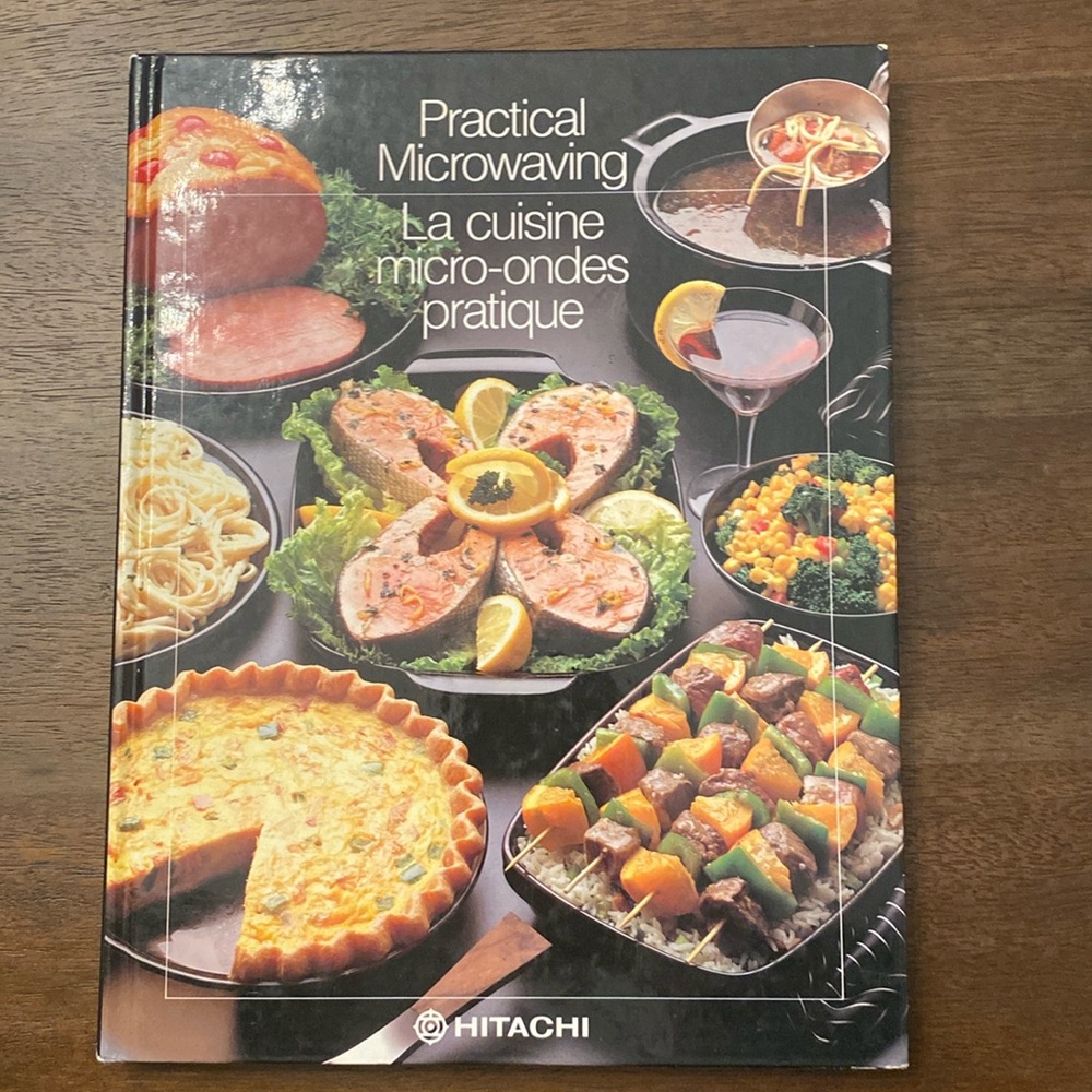 Practical Microwaving (1983) Vintage Hardcover